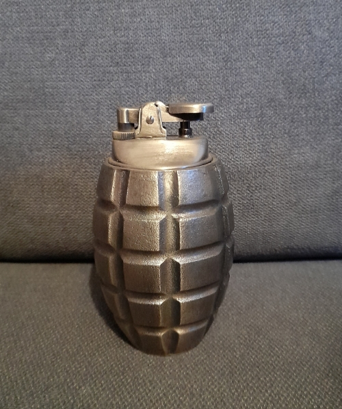 Briquet grenade